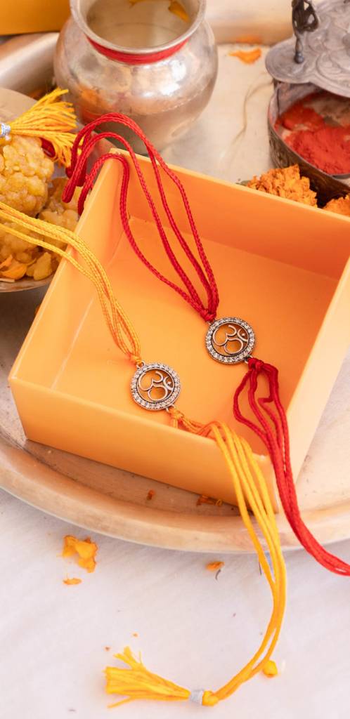 925 Sterling Silver Fine Om Rakhi : SRK5012-Y-1