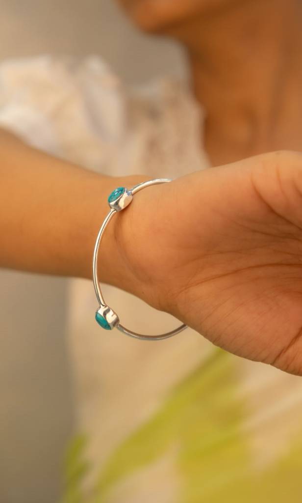 925 Sterling Silver Adya Fine Turquoise Bangle : SK3067