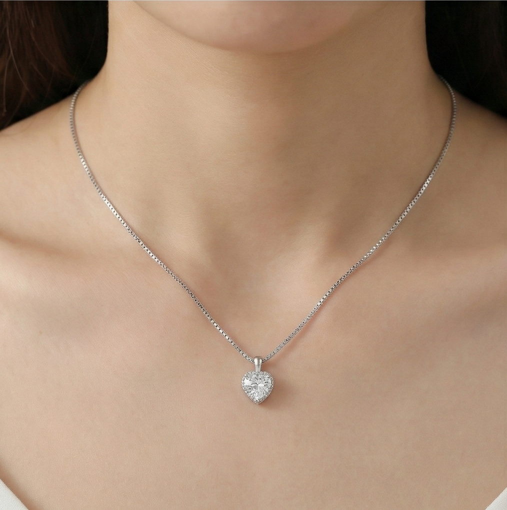 925 Sterling Silver Classic Heart Halo Solitaire Pendant Necklace Jewellery For Women : AG0202-21