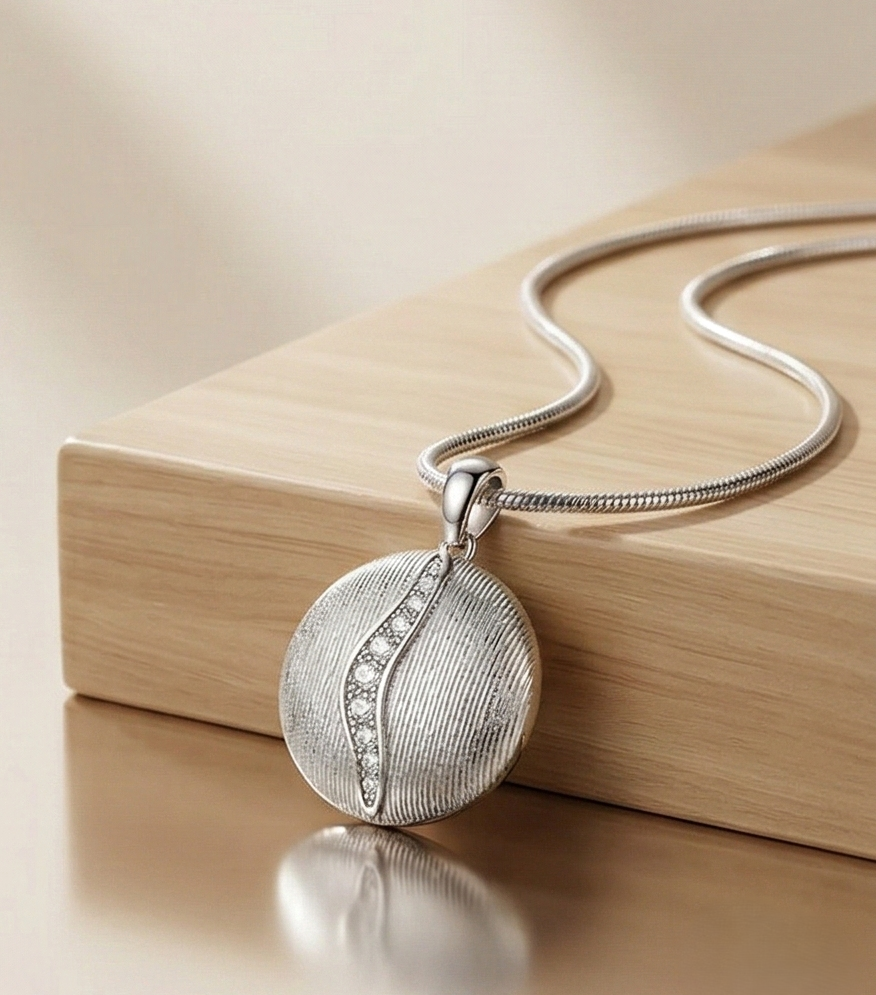 Luxe Collection - Round Textured Disc Pendant Necklace High Polish Finish Statement Jewellery : AGDk0203014