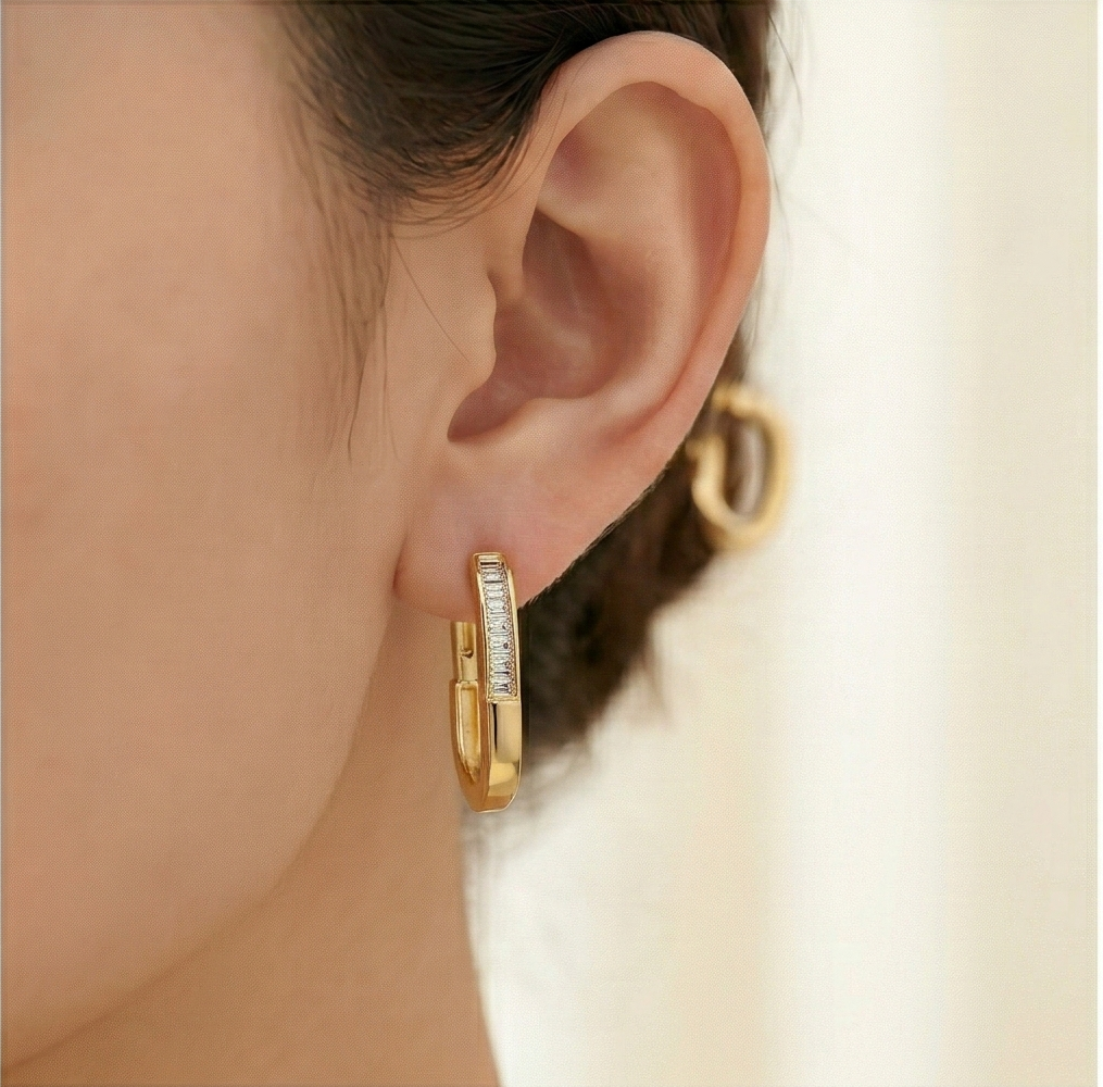 Luxe Collection - Elongated Oval Hoop Earrings Jewellery For Women : AGER0203091