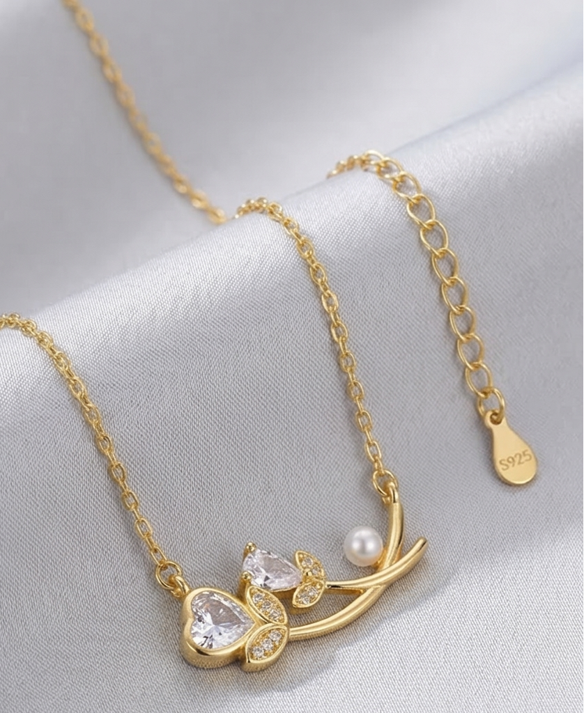 925 Sterling Silver Floral Branch Heart And Pearl Necklace Jewellery In Gold Plated Finish : AGkDK02113