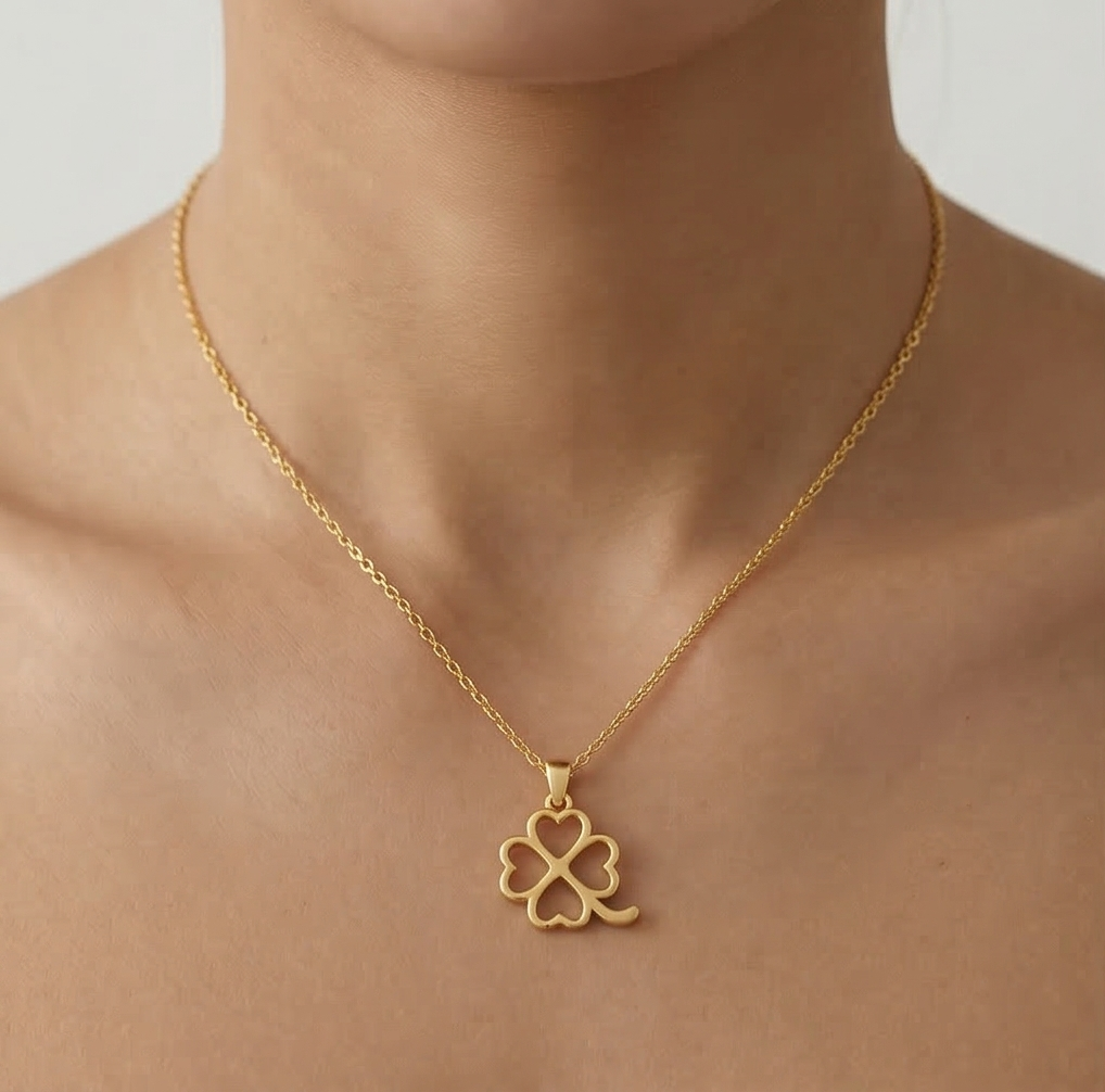 925 Sterling Silver Gold Plated Four Leaf Clover Pendant Necklace Jewellery For Women : AGkDK02129