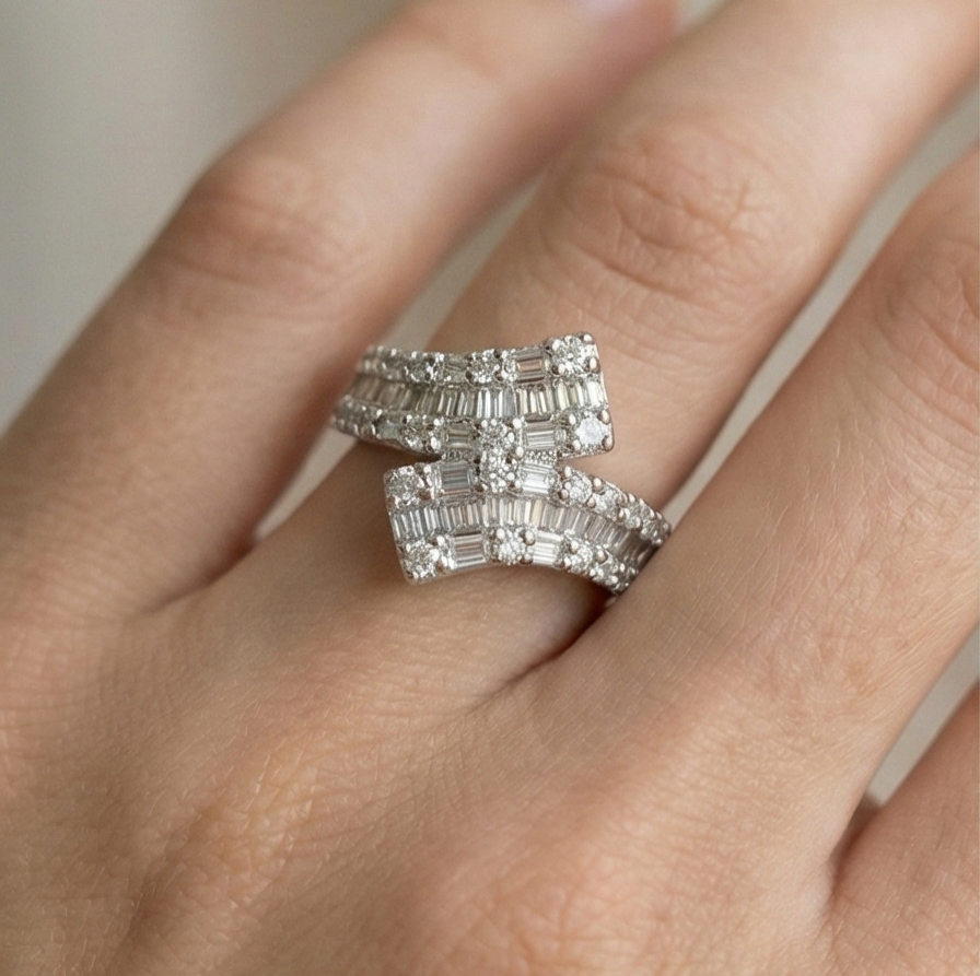 925 Sterling Silver Geometric Chevron Ring High Polish Rhodium Jewellery : AGkLR02159