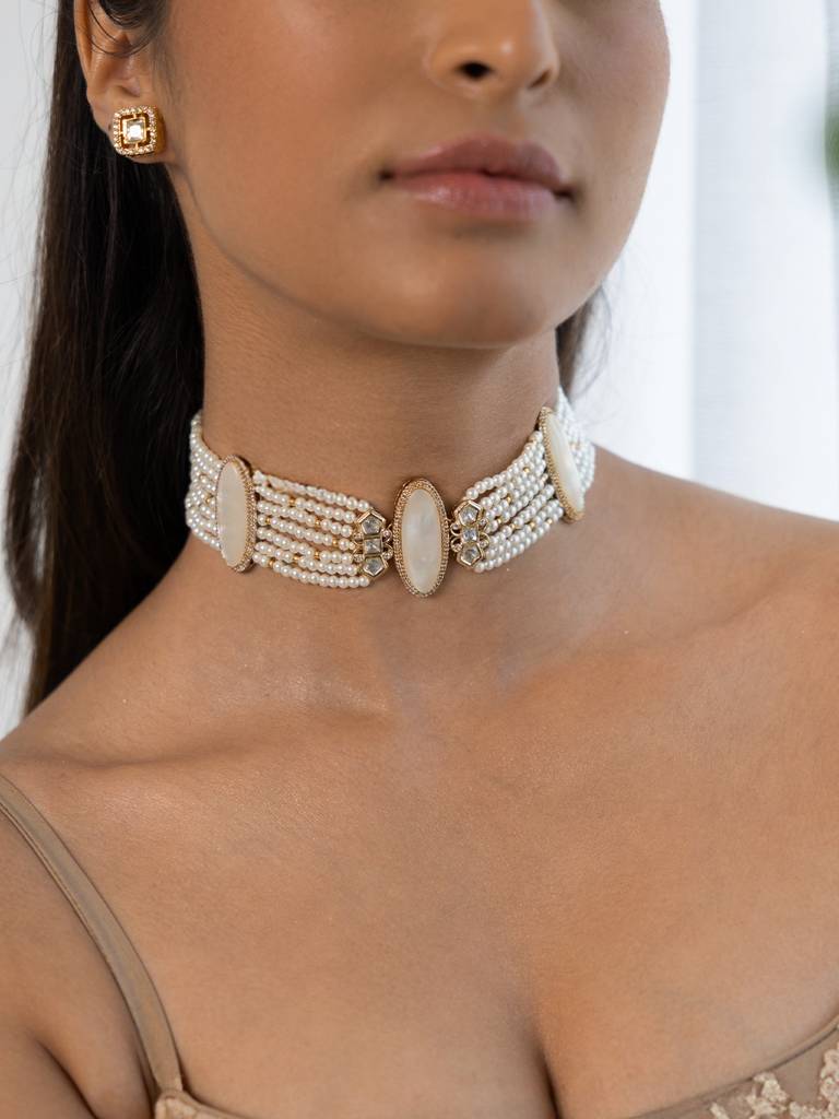 Sovereign Queen Necklace Set : AHA0173NS