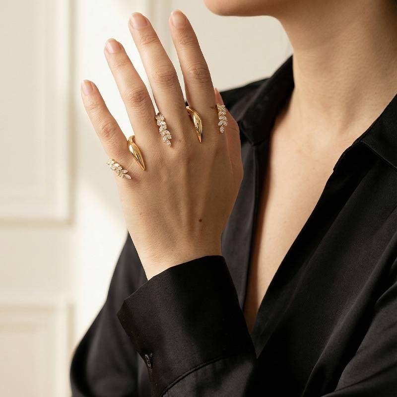 Gold Plated Rings For Women And Girls, Stylish Multi-Finger Rings : The Tigress Claw Knuckle Ring : AMATHE-RING