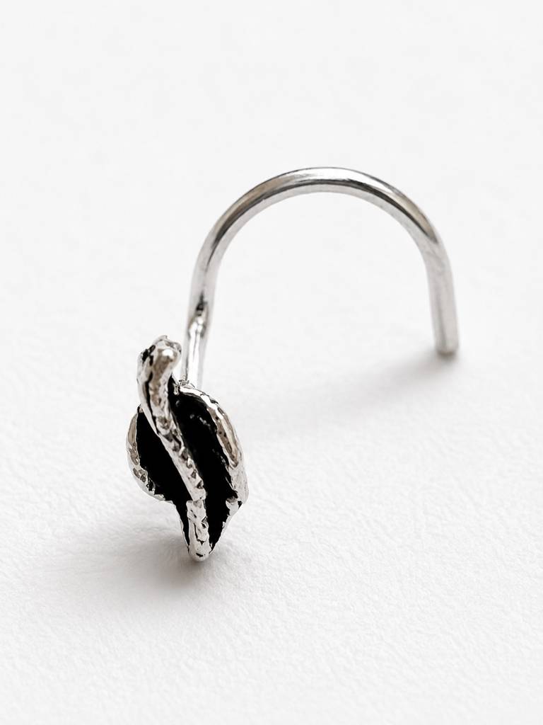 925 Sterling Silver, Oxidised Leaf Nose Pin For Women'S And Girls : ARSNP294
