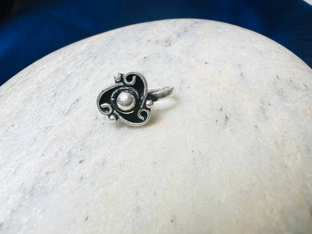 Classic Swirl Sterling Silver Clip-On Nose Pin : ARSNP228
