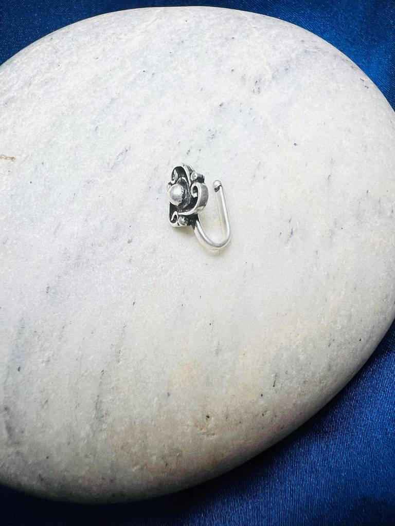 Classic Swirl Sterling Silver Clip-On Nose Pin : ARSNP228