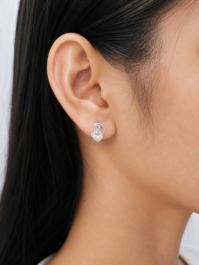 Glitter Heart Loop Silver Stud Earring : ARSSE587