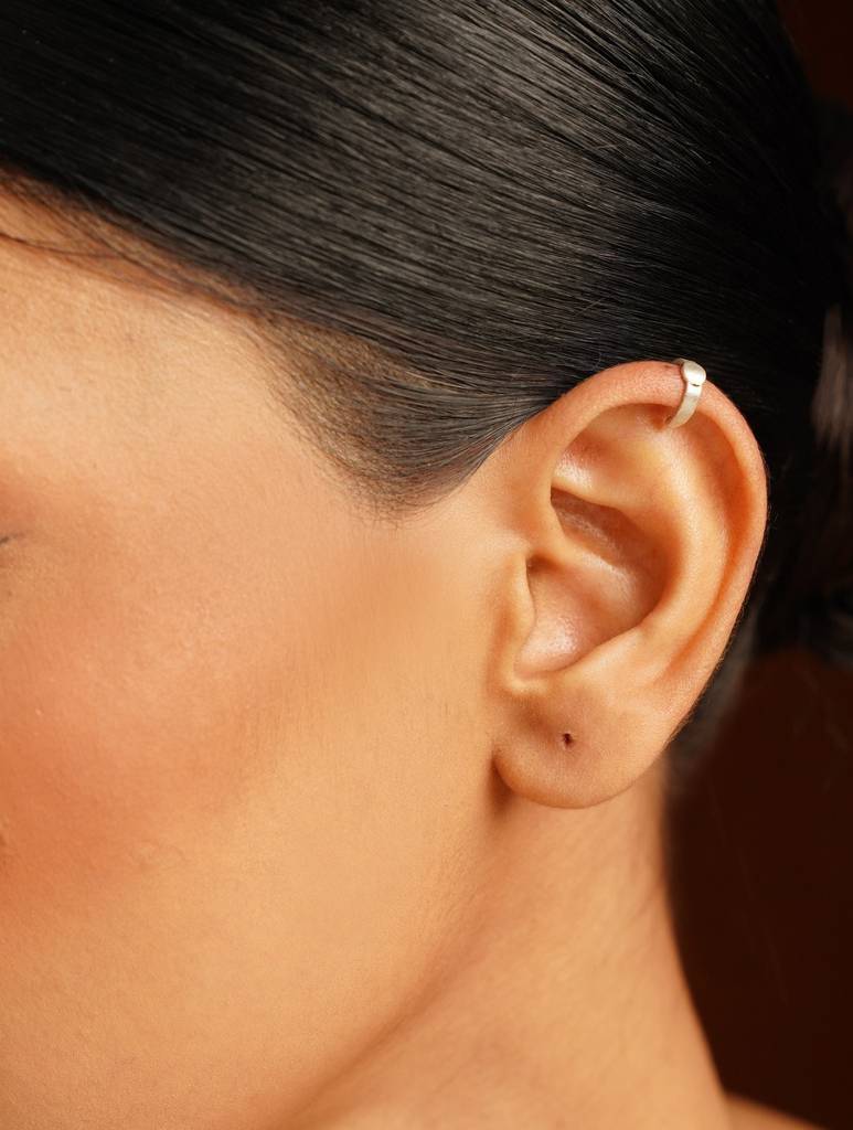 Classic Oxidized Pressing Bali Earrings : ARSSE758