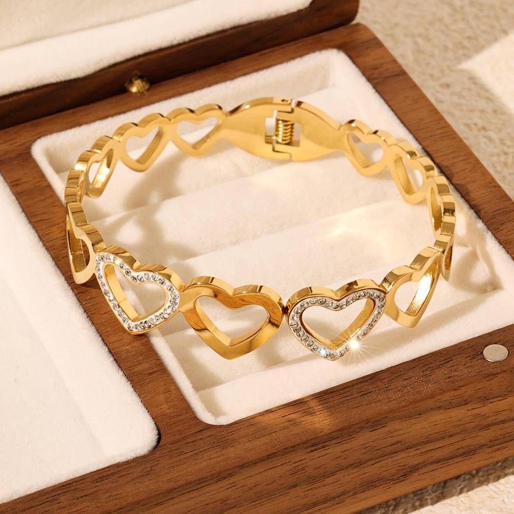 Gold-Plated Heart Link Bracelet For Women | Crystal Accent Adjustable Bracelet : AST-BRA-0035