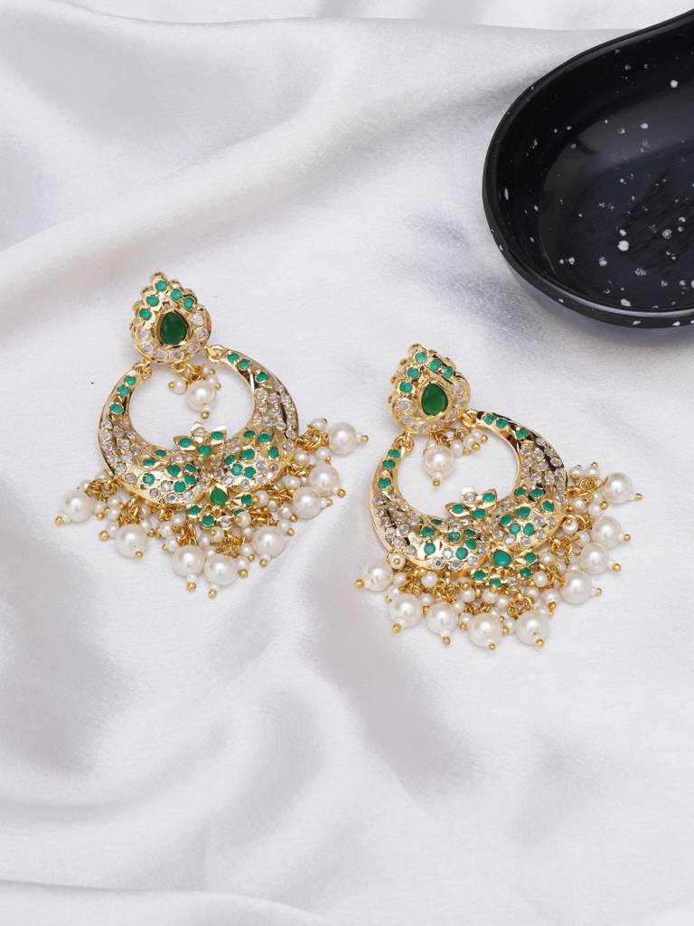 Jadau White Chand Earrings : RRAUG23-18
