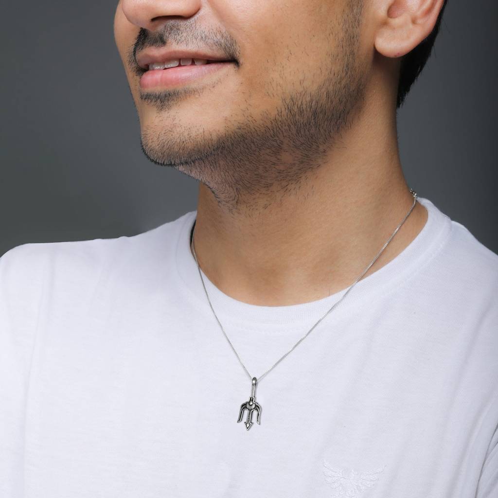 Oxidised Silver Trishul Pendant With Box Chain For Him : AVPD0162