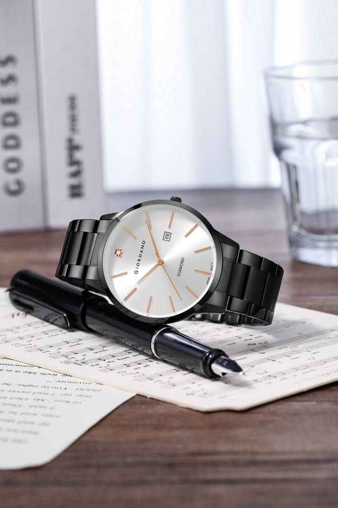 Giordano Classic Analog Watch For Men With Diamond Marked Dial And Stainless Steel Strap : GZ-50101-22