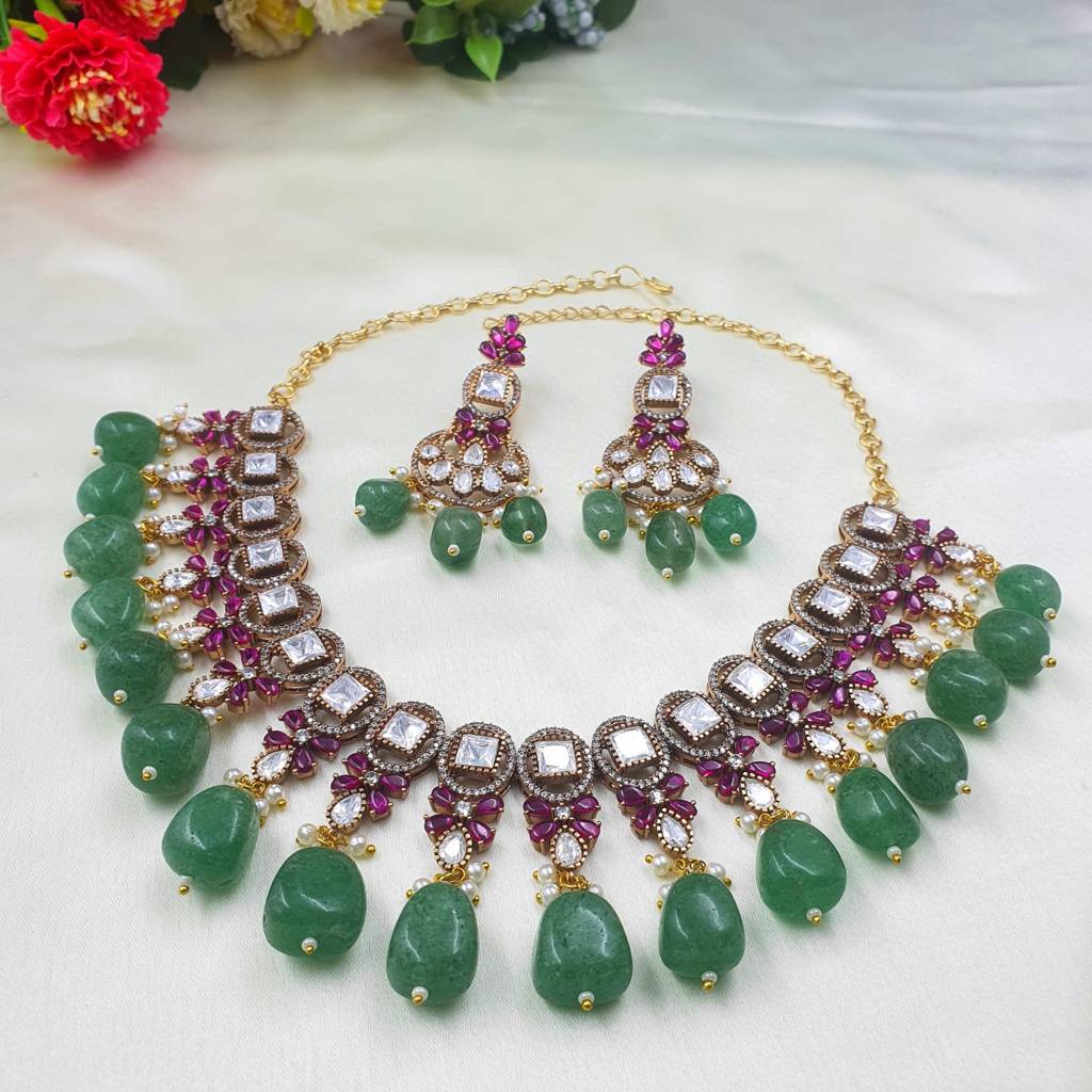 Victorian Style Kundan Necklace & Earring Set With Beryl Stone Drops : YAM52076