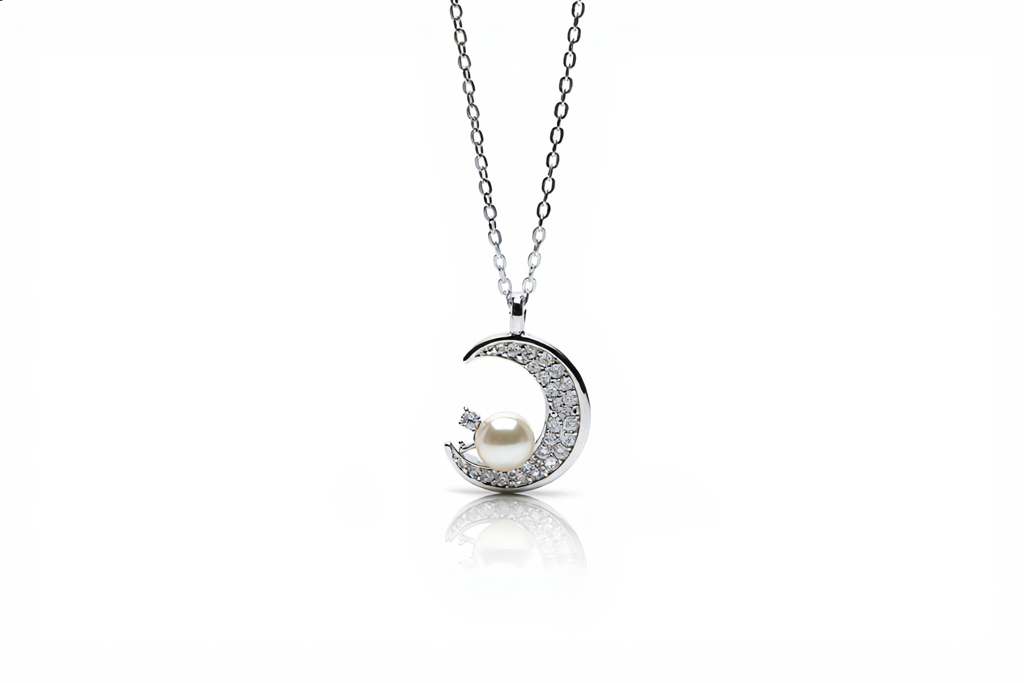 The "Dreamer" Crescent Moon & Pearl Necklace : YUFSNL215