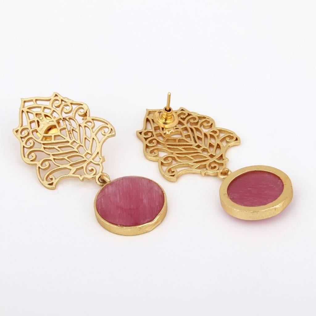 Gold Filigree Stone Drop Earrings : S24JJER210PNK
