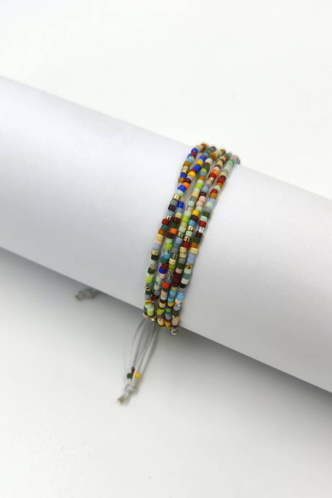 Tizzy Treasures Bracelet - Multicolour : BRACJJ049-A1