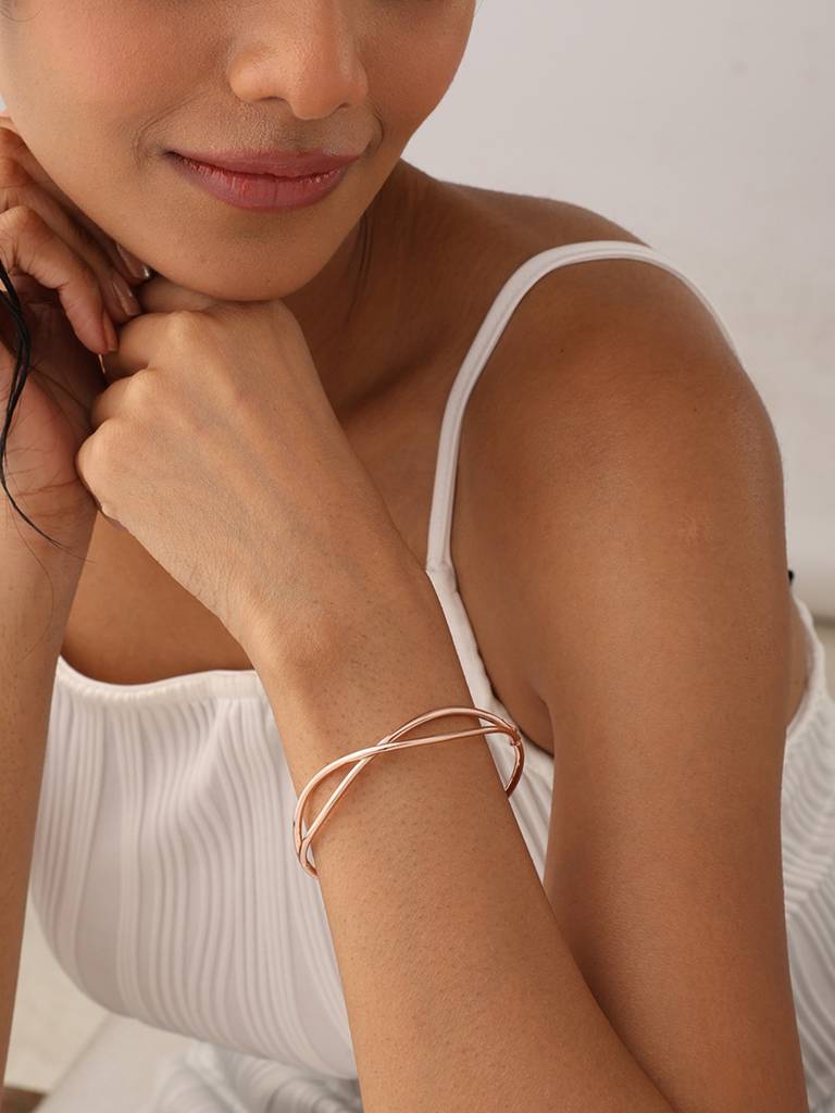 Criss Cross Flash Bangle Bracelet : BG11141951X58MQMRG