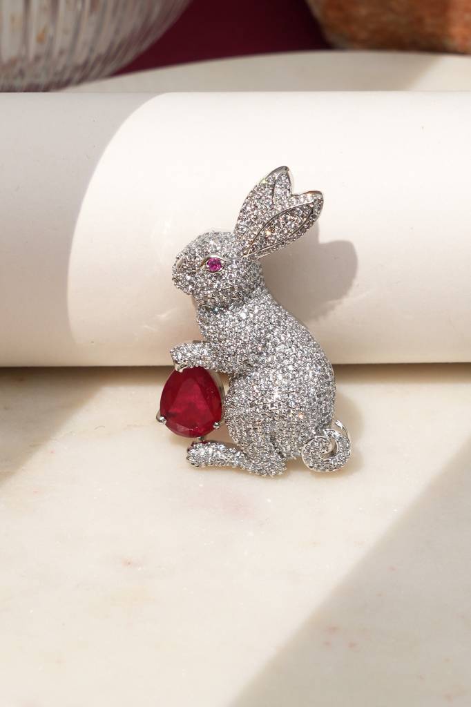 Bunny Bliss Brooch : BP-BR-925