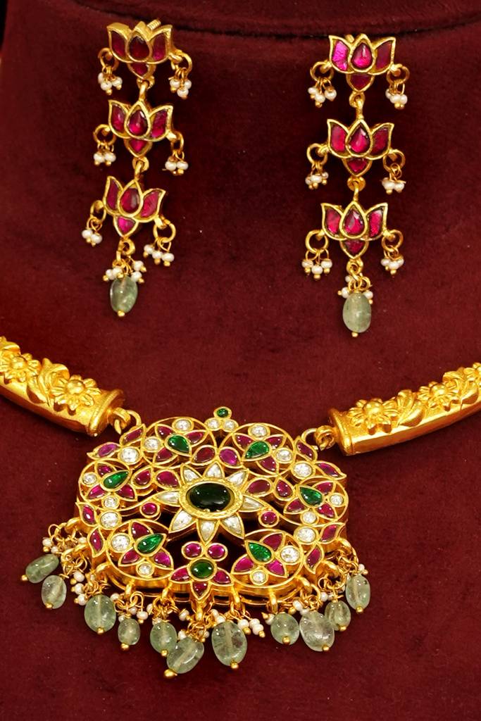 Royal Temple Treasure Jadau Hasli : BP-NK-1028