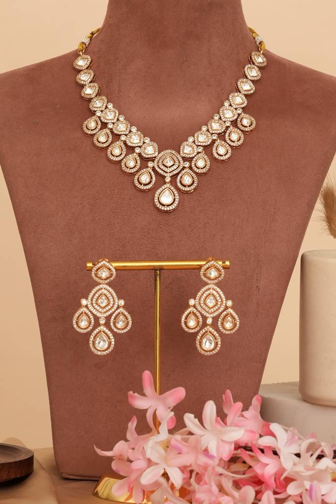 Statement Designer Kundan Necklace Set : BP-NK-1309