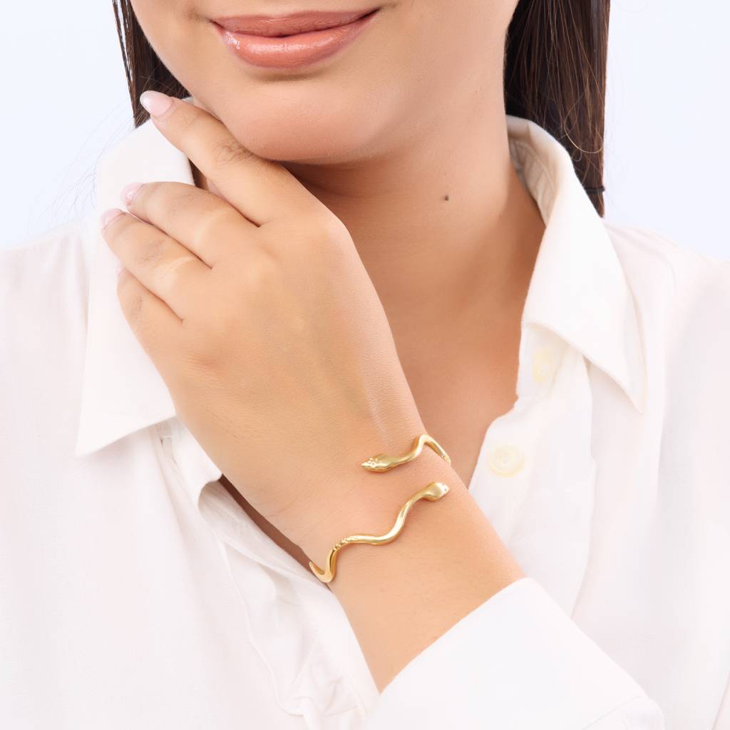 Retro Snake Gold Bangle : BR157