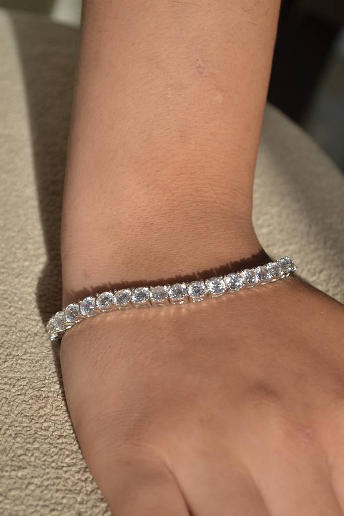 Baaraat Bracelet – 925 Silver Mozambique Stone Set Tennis Bracelet : ZIRAK-Bracelet-020