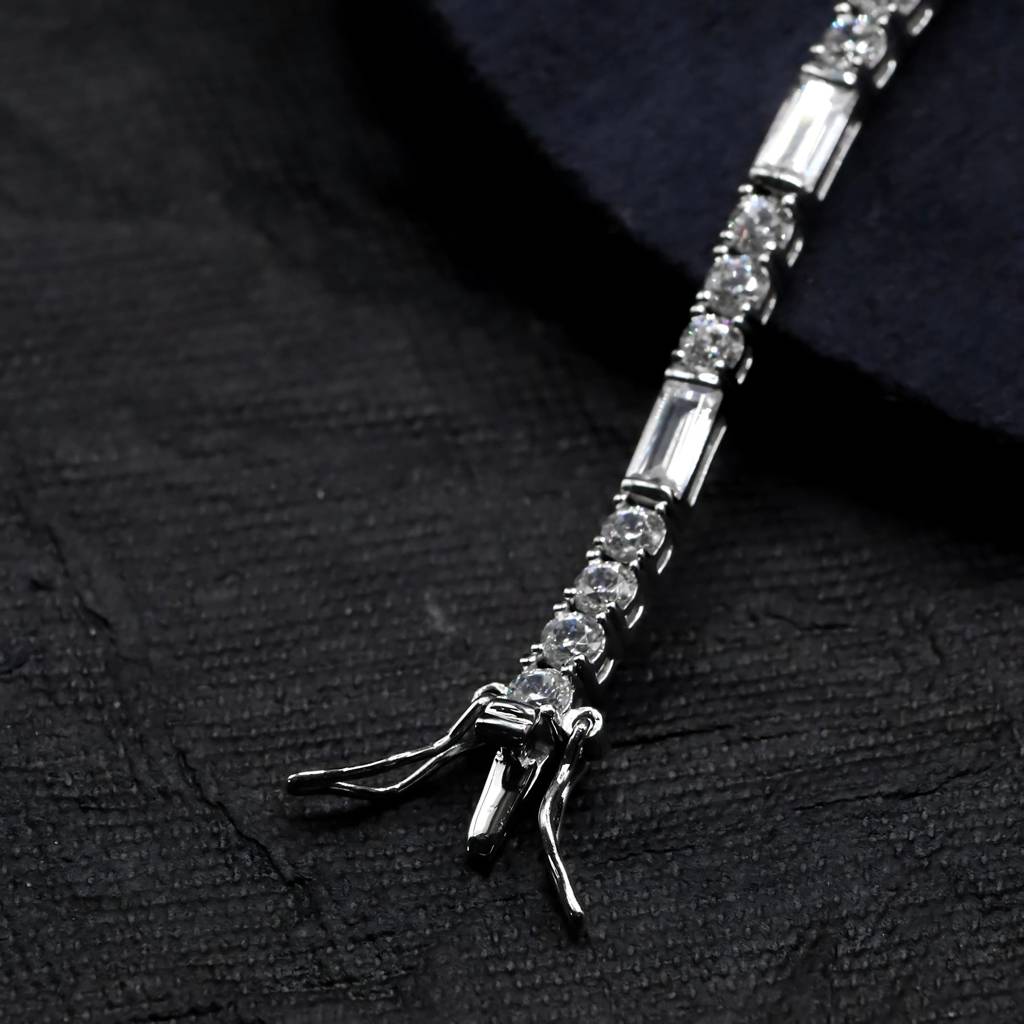 Baguette Diamond Cut Tennis Bracelet : BRS05100