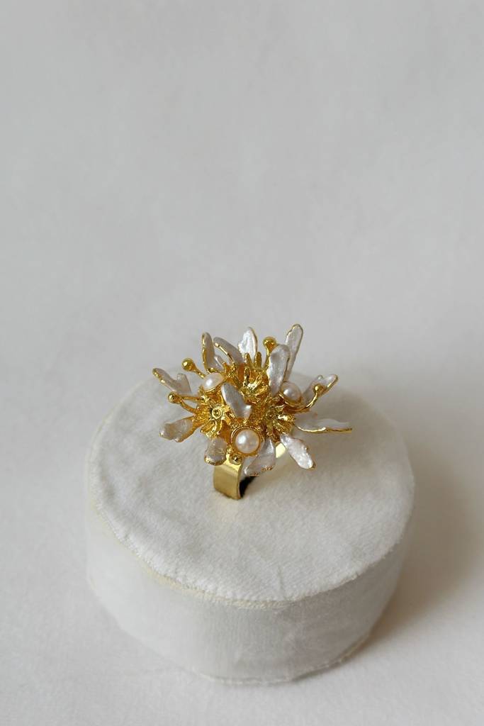 Flowerburst Ring : BS19W