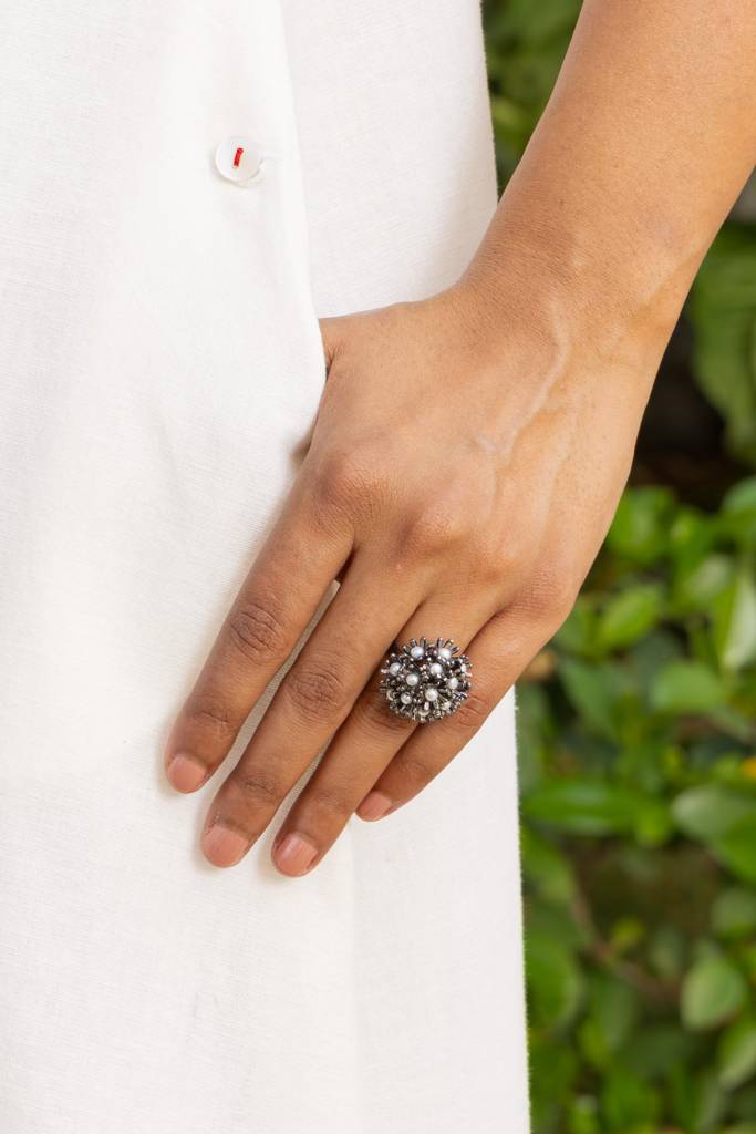 Sunshine Mini Pearl Ring Meteorite Black - Freesize (Us 5 - 7.5 / India 9 - 15.5 / Inner Dia 15.6 - 17.7Mm) : BS40B-10