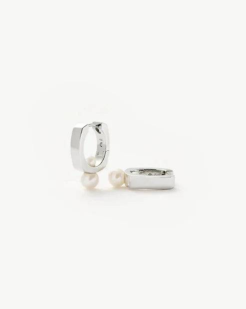 Button Pearl Square Hoop Earrings : ER-SQR24-SL-WHT