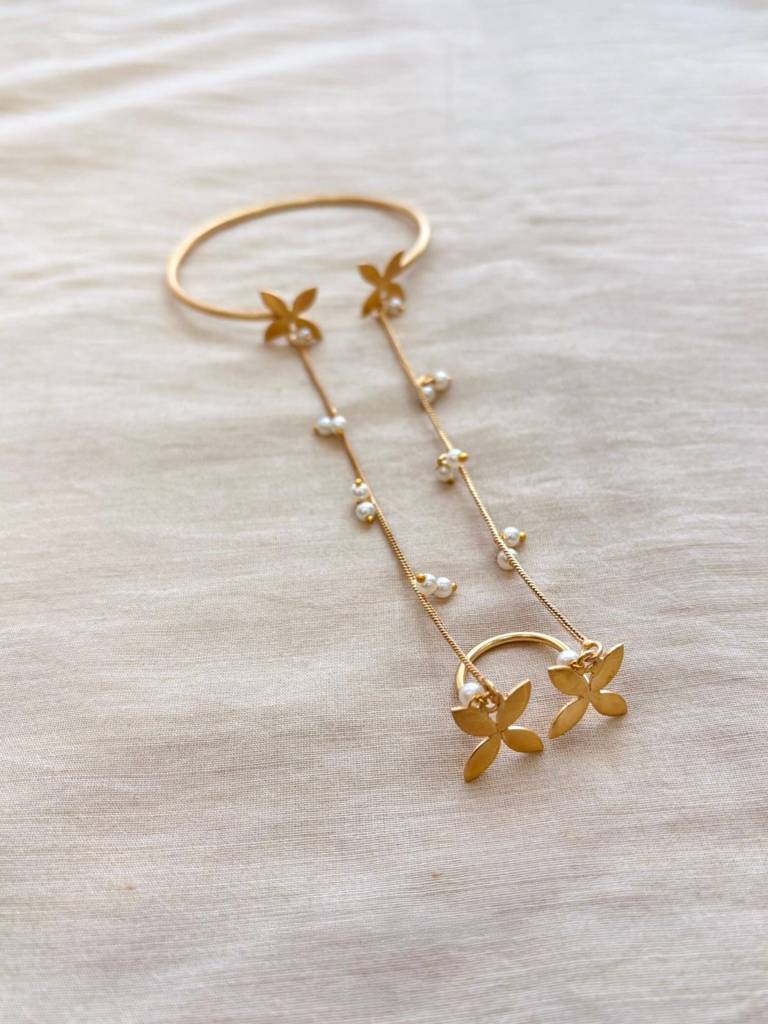 Delicate Hathphool : BV-AGH-01