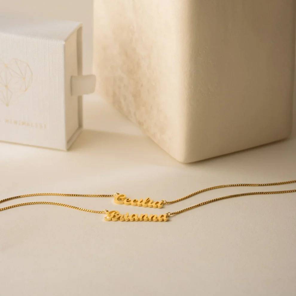 London Double Name Necklace In Box Chain : CNE21