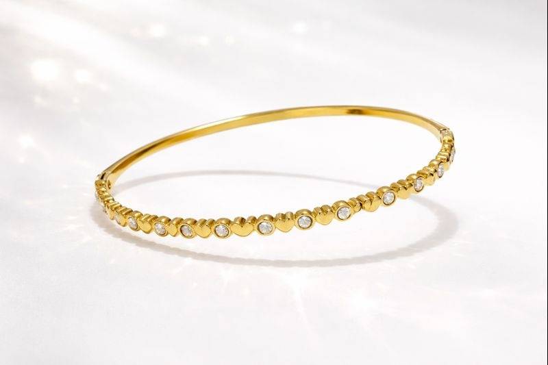 Crystal Heartline Tennis Bracelet - Skin Safe, Glamorous Occasion Wear : 100600
