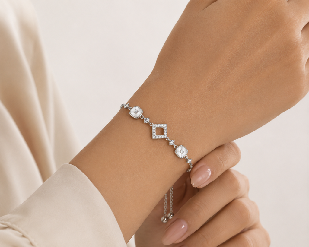 Luna Halo Bracelet : B325