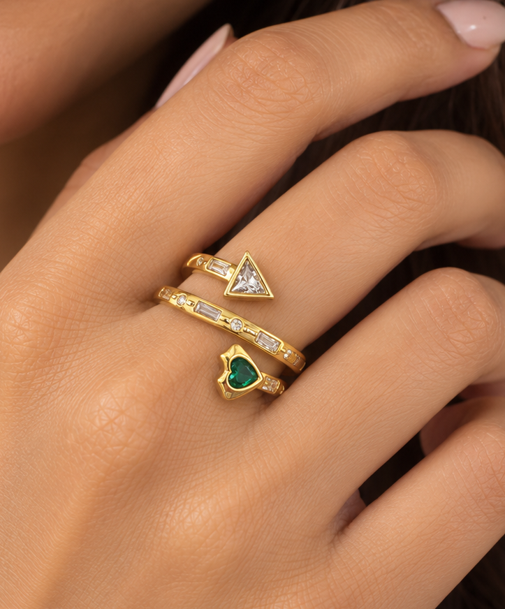 Emerald Heart & Crystal Crossover Ring : R289