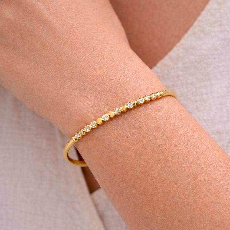 Crystal Heartline Tennis Bracelet - Skin Safe, Glamorous Occasion Wear : 100600