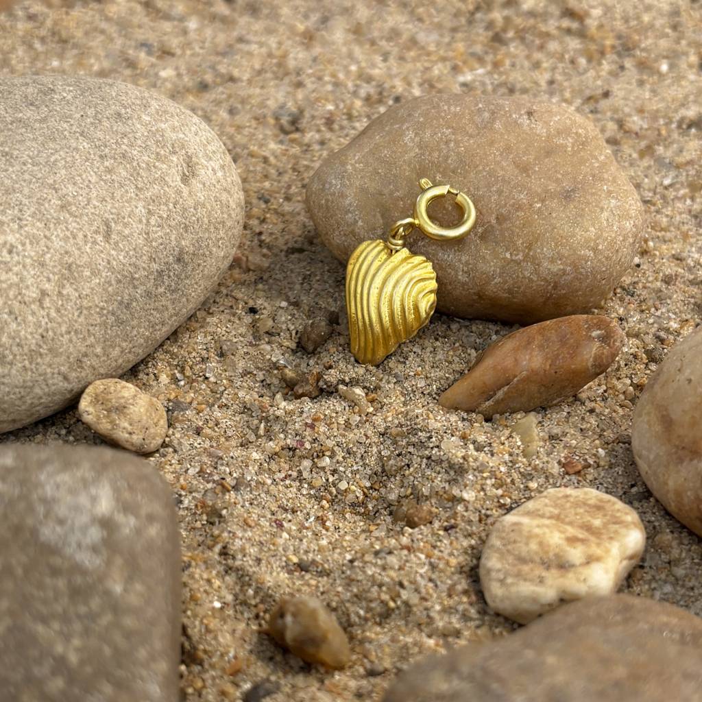 Amour Charm : AATLA068