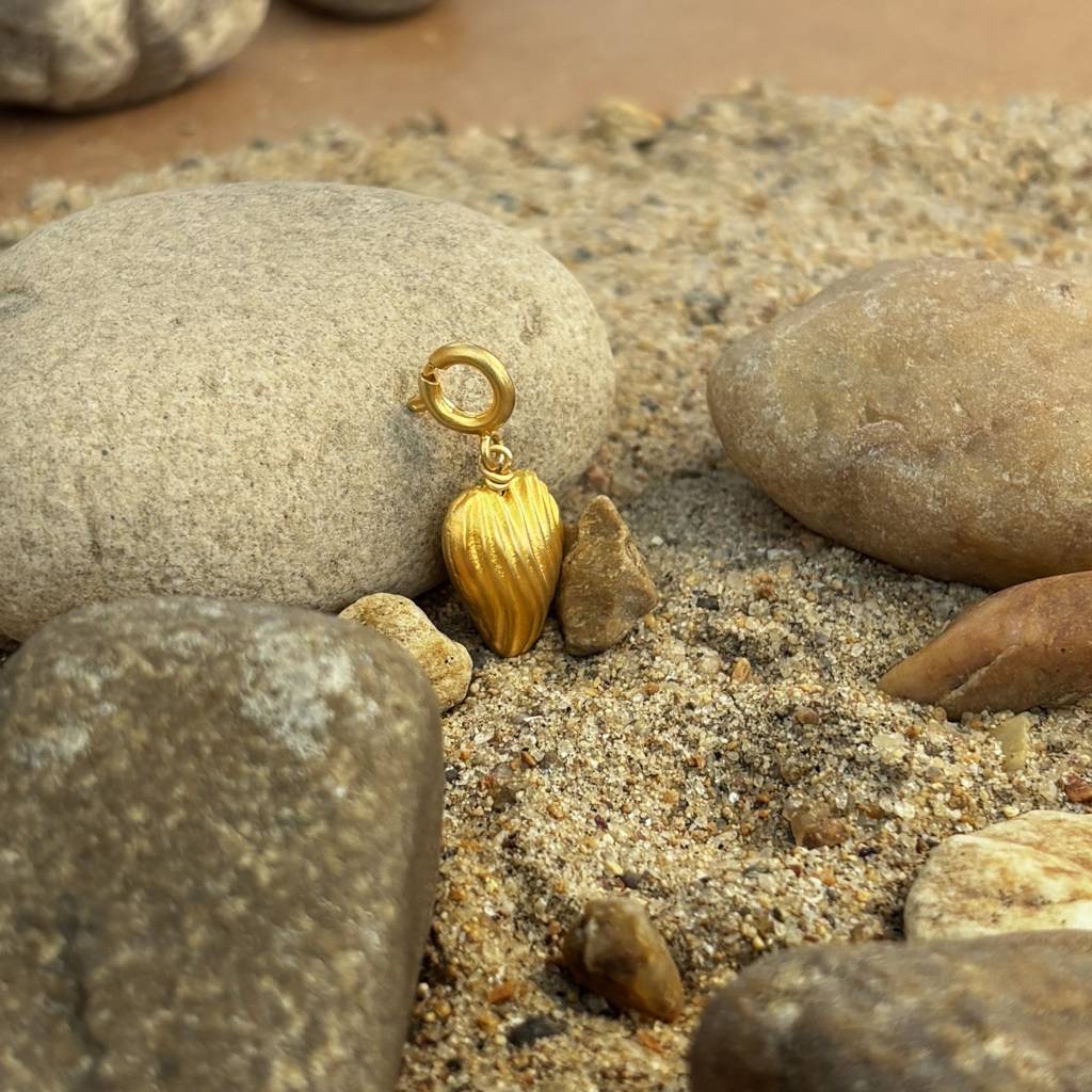 Amour Charm : AATLA068