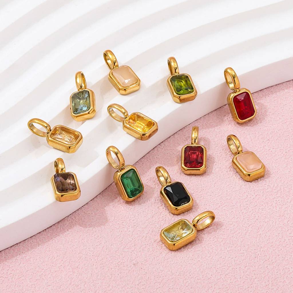 18K Gold-Plated Stone Pendant : 1009811