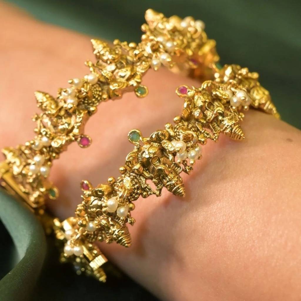 Siddhivinayak Pearl Drop Golden Temple Bangle : BAN0081