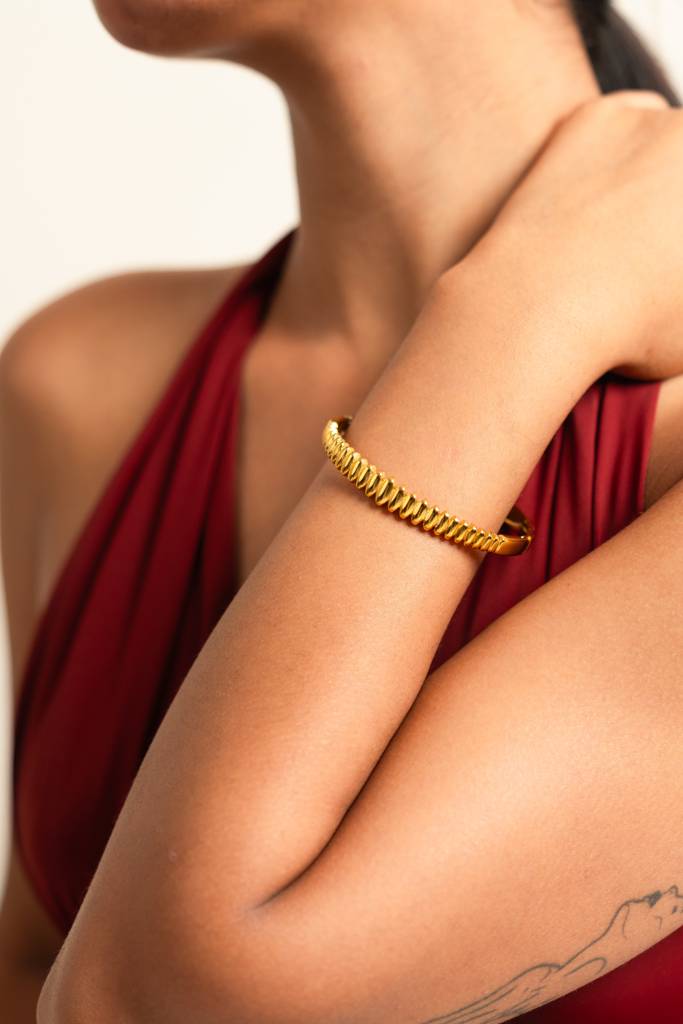 The Charlotte Bangle : TBG12