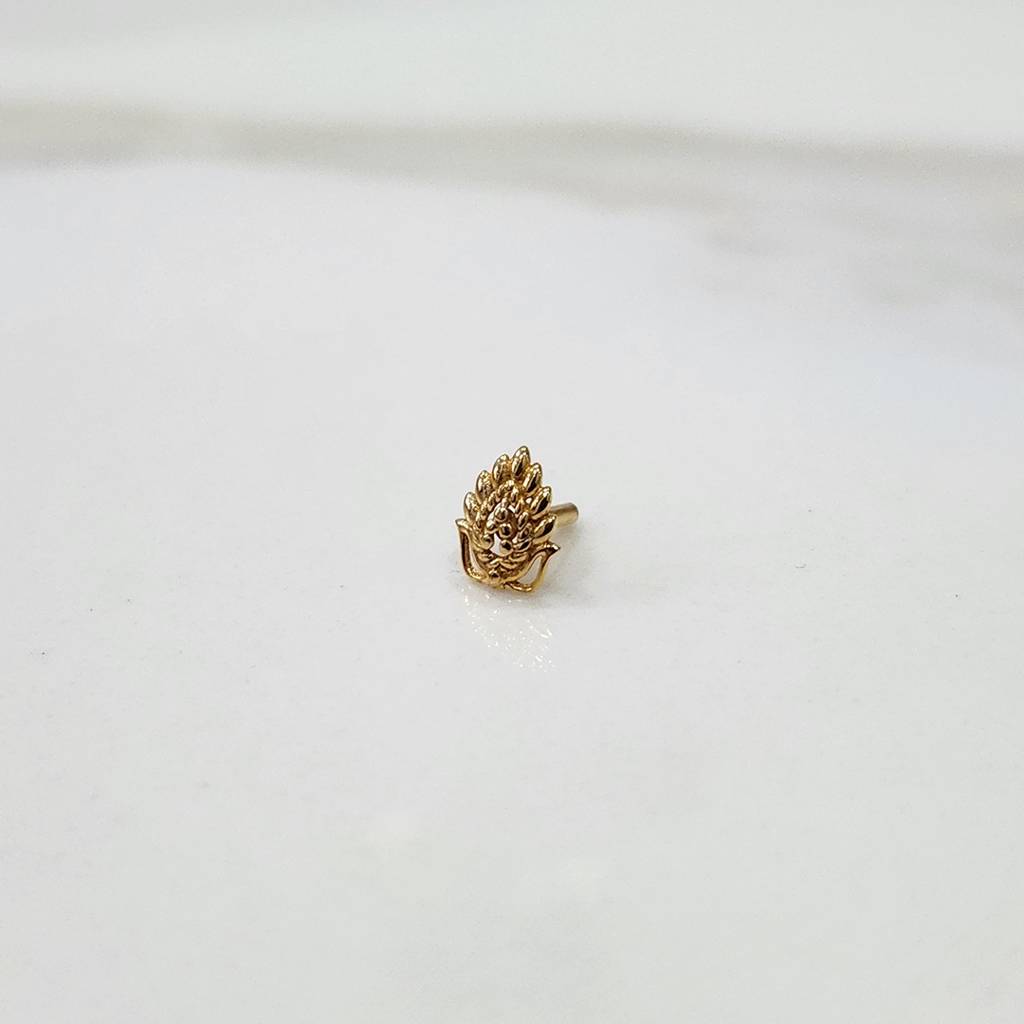 Yuvora 18K Yellow Gold Peacock Plume Nose Pin For Women | Screw Back Closure | Bis Hallmarked | Pure Gol : CPNP1010-HP-18YG-IS