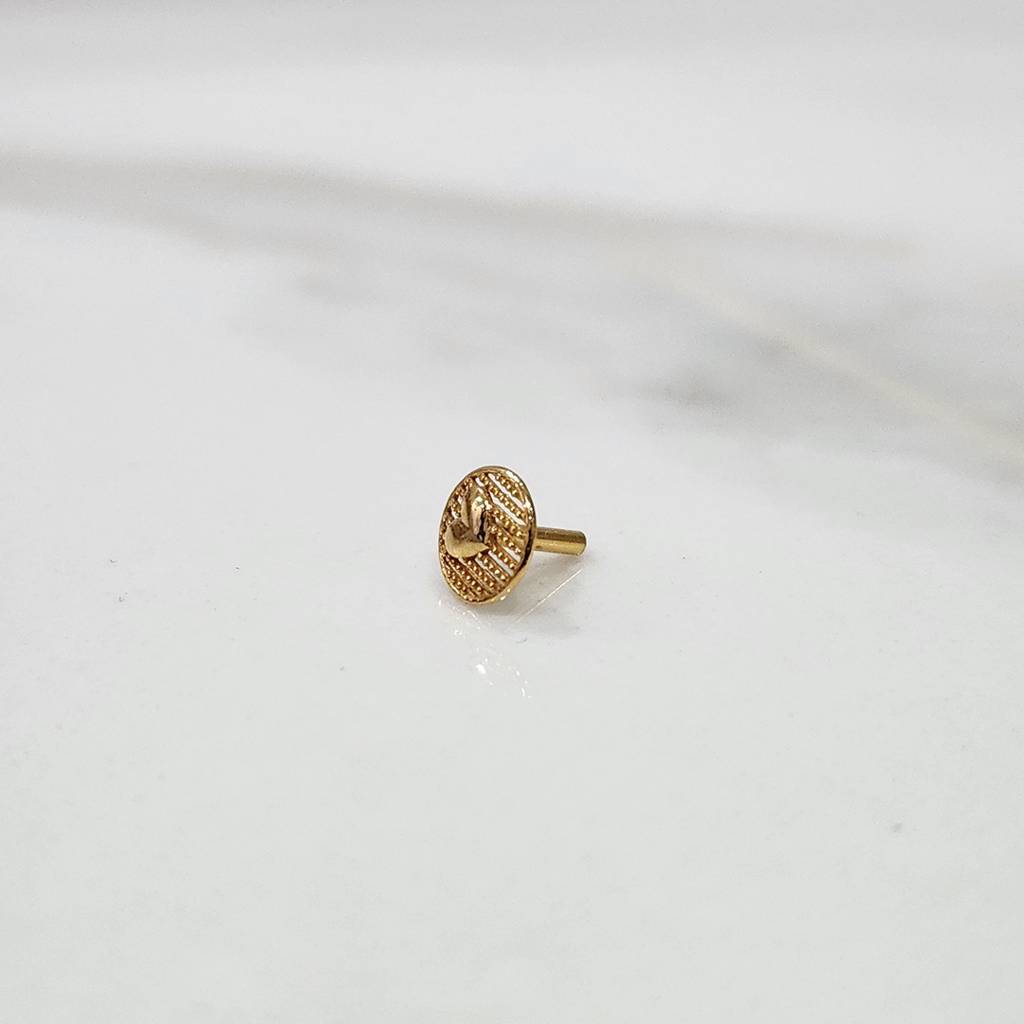 Yuvora 18K Yellow Gold Honeycomb Heart Nose Pin For Women | Screw Back Closure | Bis Hallmarked | Pure G : CPNP1040-HP-18YG-IS