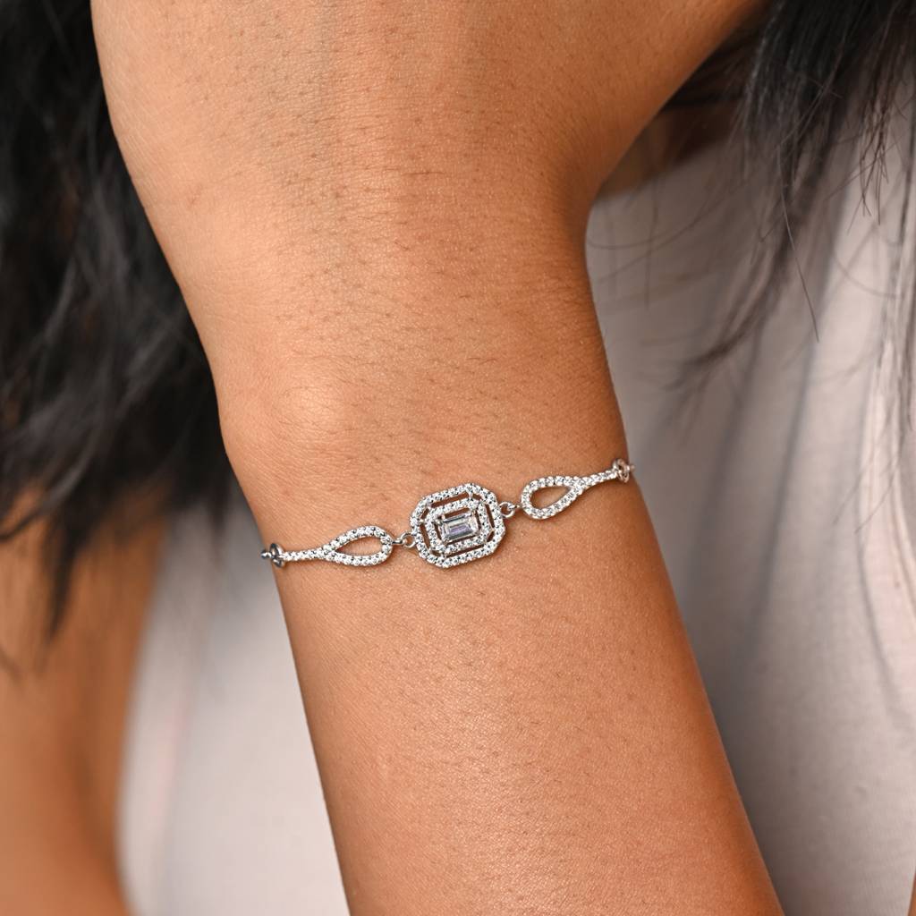 Clara 925 Pure Silver Adjustable Anti Tarnish Swiss Zirconia Octa Solitaire Hand Bracelet : CSBRF39_SCH