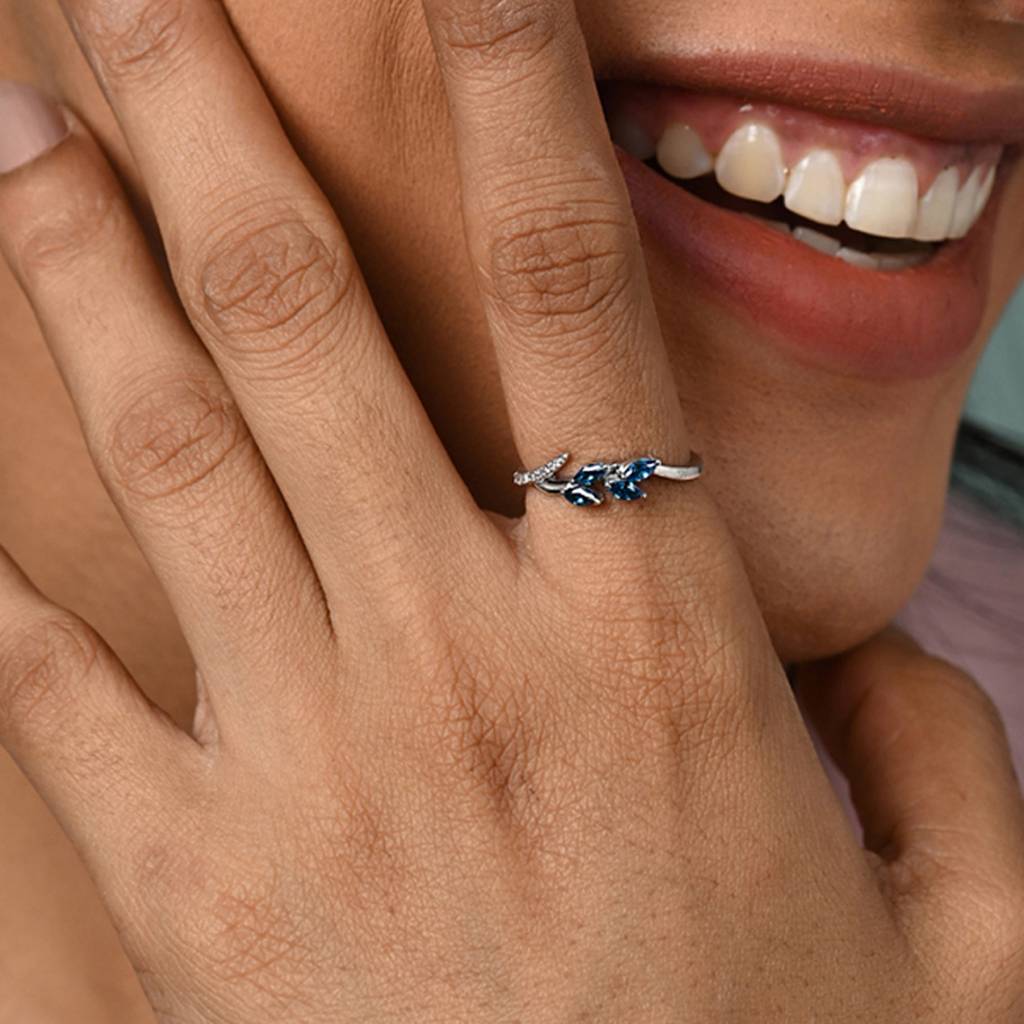 Clara 925 Silver Swiss Zircon Platinum Plated Adjustable Tonje Curved Blue Leaf Finger Ring : CSFR100