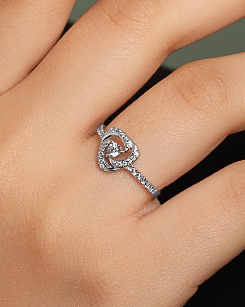 925 Silver Platinum Plated Size Adjustable Bianca Solitaire Finger Ring For Women & Girls : CSFR109