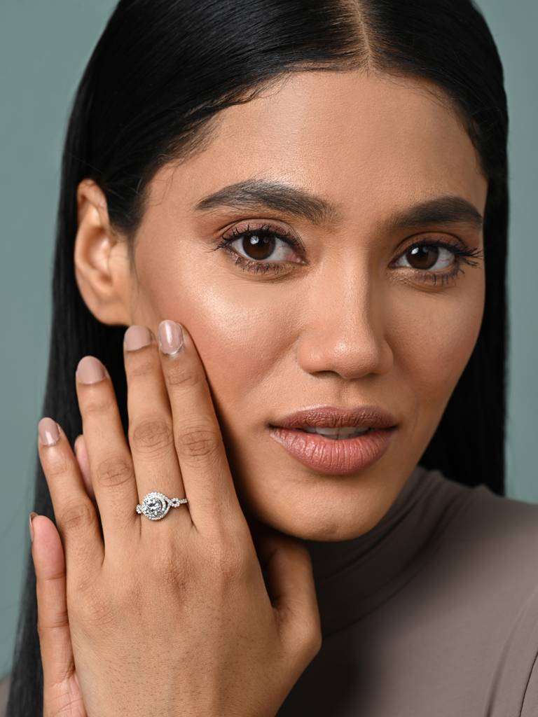 Clara 925 Silver Swiss Zircon Platinum Plated Adjustable Swirl Solitaire Finger Ring : CSFR75